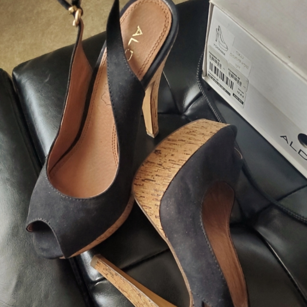 Gorgeous Aldo heels with genuine leather inner (nwt) - size 8